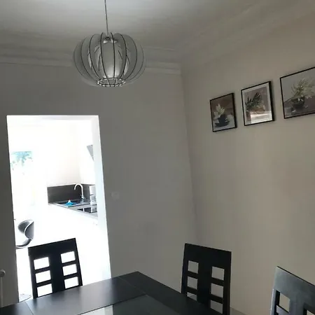 Guest house Belle Maison A Louer *