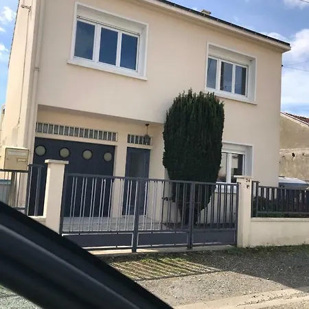 Belle Maison A Louer ゲストハウス ナント